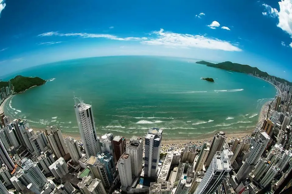 Apartamento Predio Frente Mar 3 Quartos Balneario Camboriu Brisamarbc3 Brasil